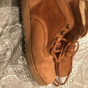 Chestnut UGG men’s shoes